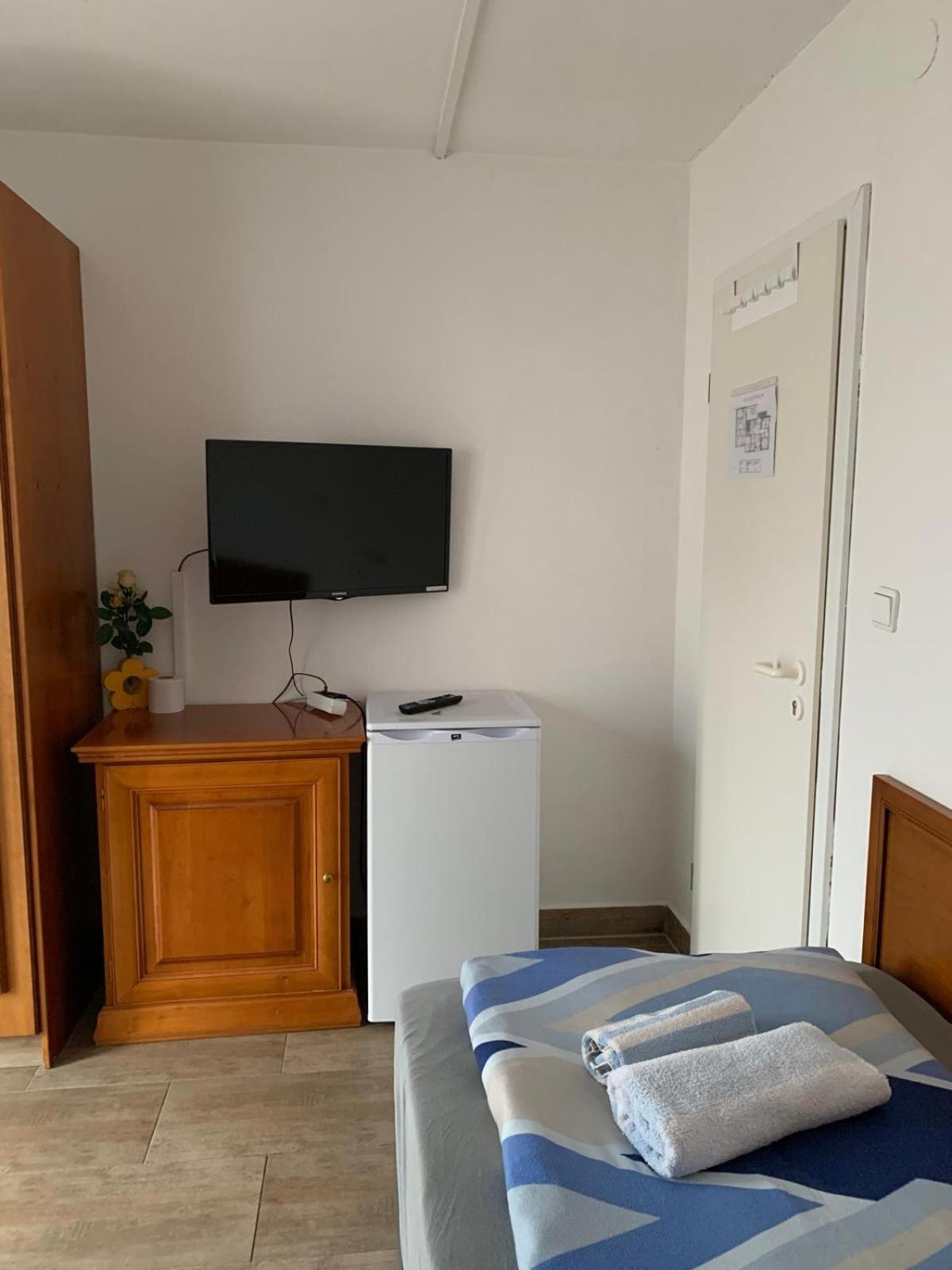 Zv-Scholtz Gaestehaus Eisenfelden Winhoring Εξωτερικό φωτογραφία